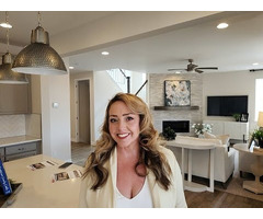 Leah Celler | Aurora Realtor
